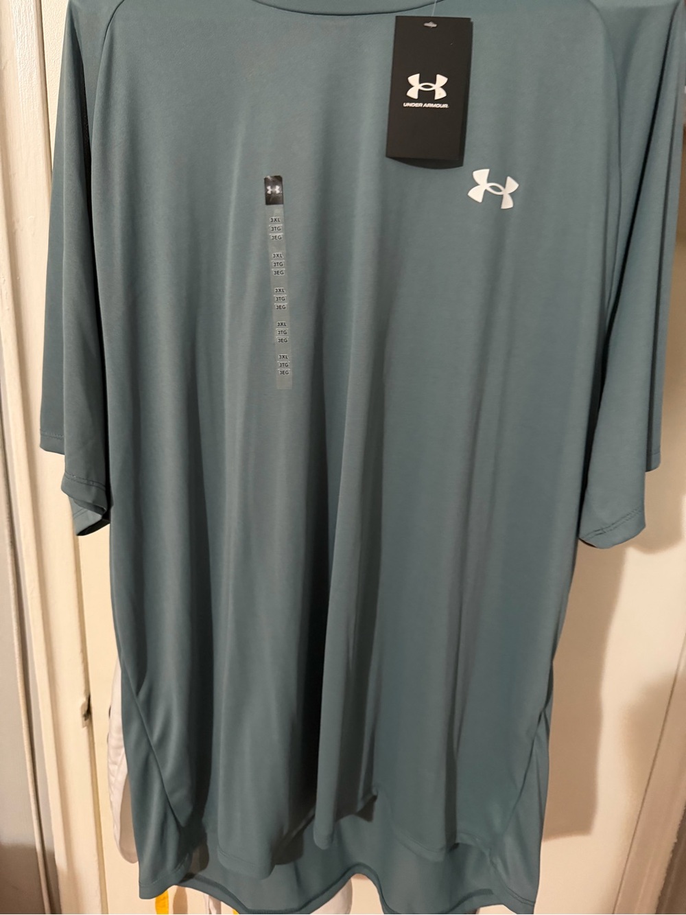 Under Armour Men’s Short Sleeve Performance Tee in Teal Blue